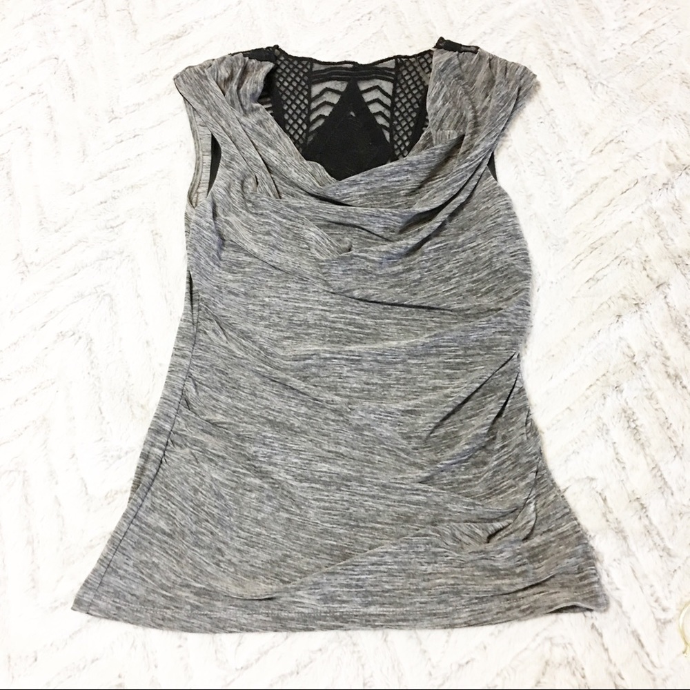 LADIES GRAY AND BLACK TOP SIZE S